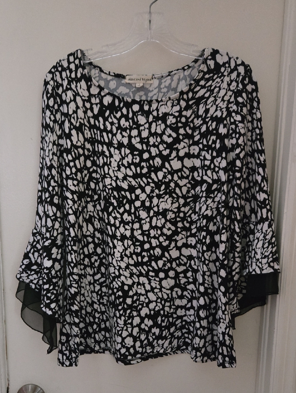 Black and White Printed Bell-Sleeve Blouse